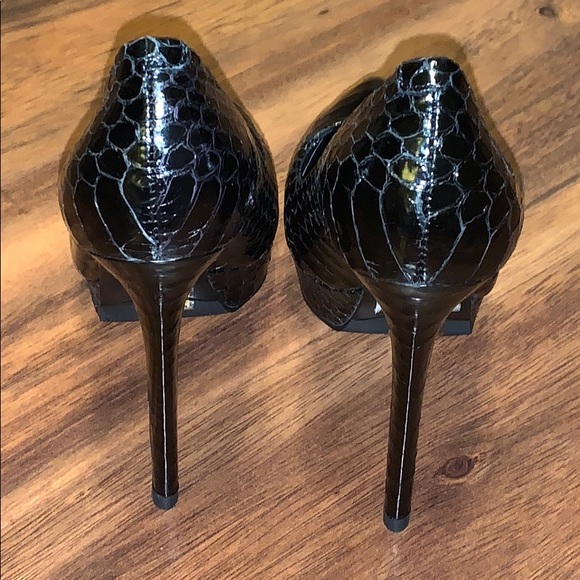 NWOT Saint  Laurent Croc Platform Heels - Picture 4 of 7